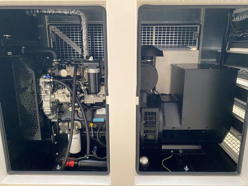 Generador industriale nuevo Perkins 66 kVA Silent generatorset New !: foto 15