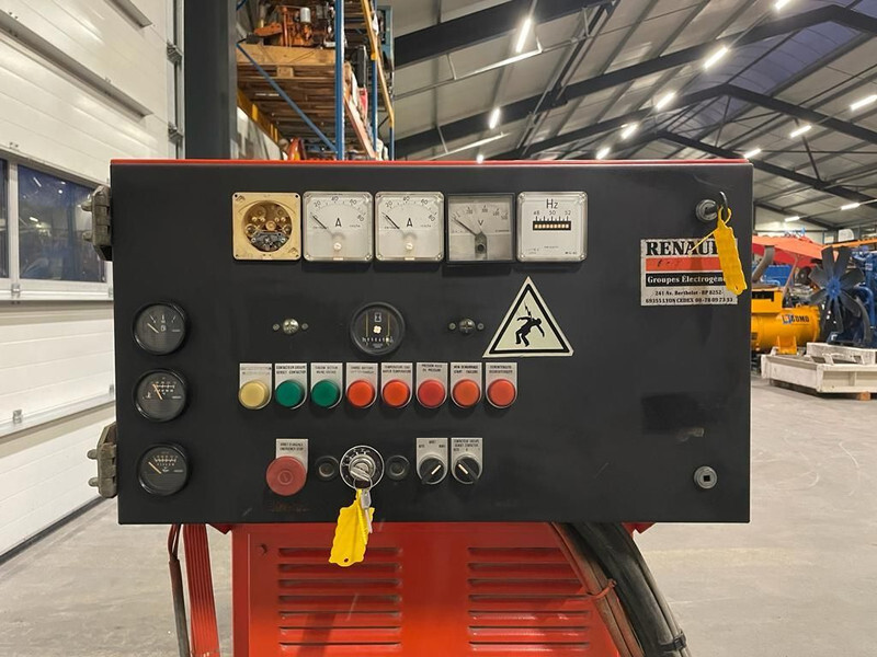Perkins Leroy Somer 40 kVA open generatorset - Generador industriale: foto 3 Perkins Leroy Somer 40 kVA open generatorset - Generador industriale: foto 3