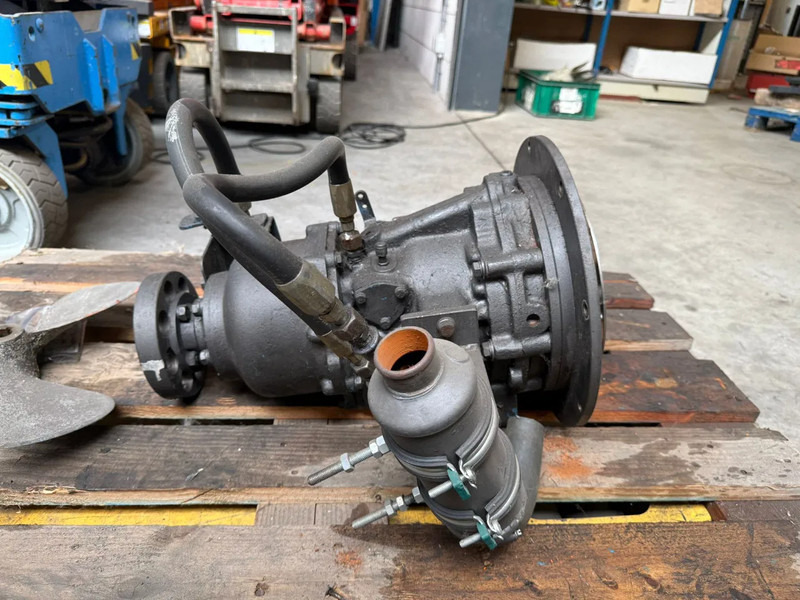 Velvet Drive AS3 70C Keerkoppeling Ratio 2.10:1 Gearbox - Motor para Equipo de manutención: foto 4 Velvet Drive AS3 70C Keerkoppeling Ratio 2.10:1 Gearbox - Motor para Equipo de manutención: foto 4
