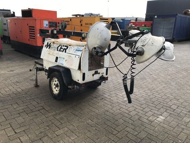 Wacker LTC4L Lombardini Diesel Mobiele light tower lichtmast aggregaat - Torre de iluminación: foto 4 Wacker LTC4L Lombardini Diesel Mobiele light tower lichtmast aggregaat - Torre de iluminación: foto 4