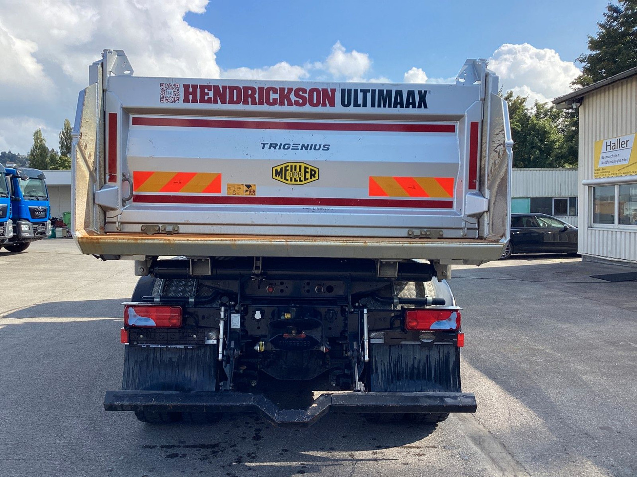 MAN TGS 35.520 8x4 Intarder Meiller Bordmatik Hendri - Camión volquete: foto 5 MAN TGS 35.520 8x4 Intarder Meiller Bordmatik Hendri - Camión volquete: foto 5