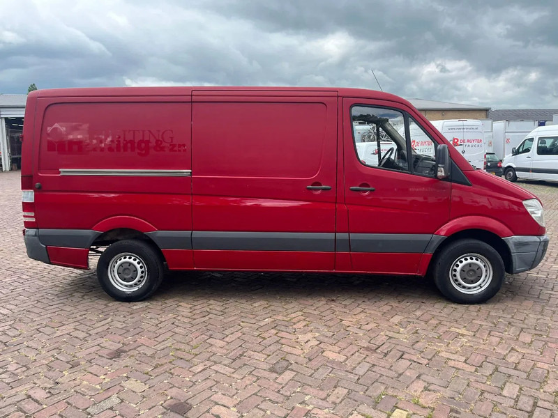 Mercedes-Benz Sprinter 313 L2H1 - Furgón: foto 4 Mercedes-Benz Sprinter 313 L2H1 - Furgón: foto 4