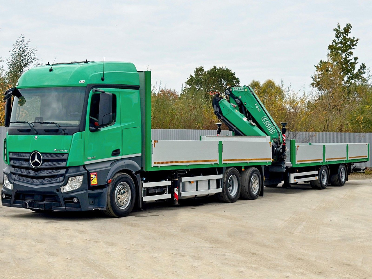 Mercedes-Benz ACTROS 2645* FASSI F345 RA 2.4/FUNK+Anhänger - Camión grúa: foto 3 Mercedes-Benz ACTROS 2645* FASSI F345 RA 2.4/FUNK+Anhänger - Camión grúa: foto 3