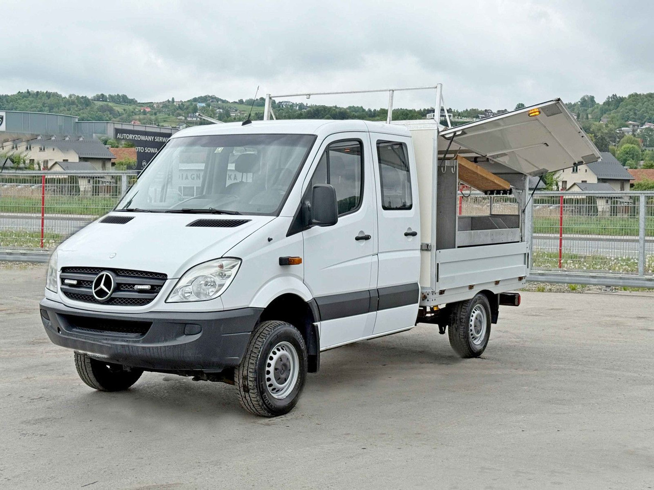 Mercedes-Benz Sprinter 514 CDI Kipper 2,75 m * Doppel Kabine! - Furgoneta basculante: foto 4 Mercedes-Benz Sprinter 514 CDI Kipper 2,75 m * Doppel Kabine! - Furgoneta basculante: foto 4