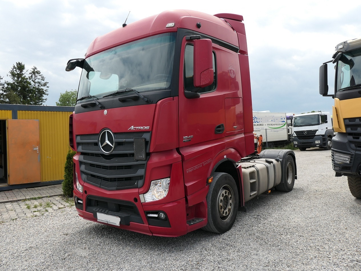 Mercedes Benz Actros 1845 - Cabeza tractora: foto 2 Mercedes Benz Actros 1845 - Cabeza tractora: foto 2