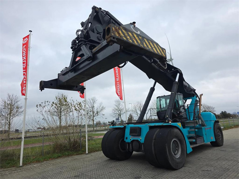 KONECRANES SMV 4532 TC5 - Reach stacker: foto 4 KONECRANES SMV 4532 TC5 - Reach stacker: foto 4