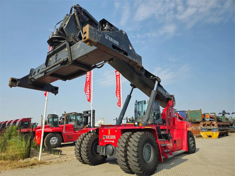 Kalmar DRG450-65S5 - Reach stacker: foto 4 Kalmar DRG450-65S5 - Reach stacker: foto 4