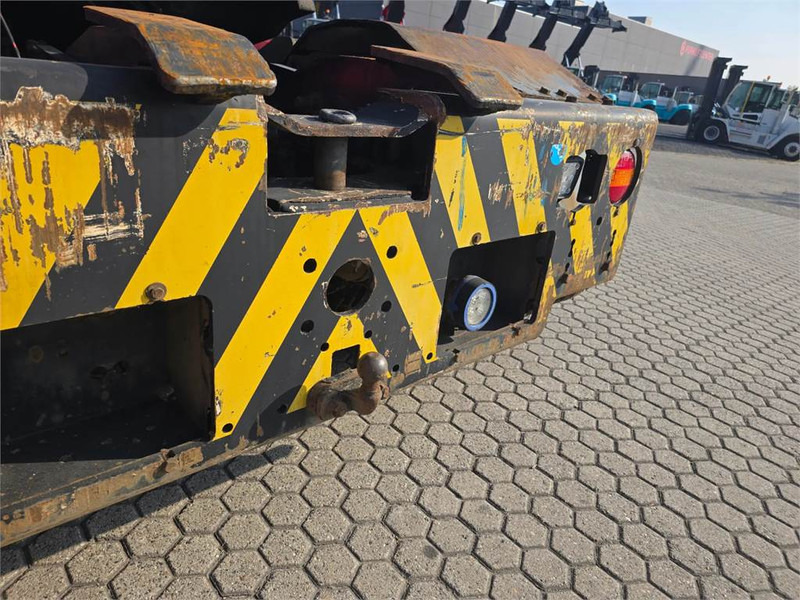 Tractor industrial Terberg RT223 4x4: foto 10