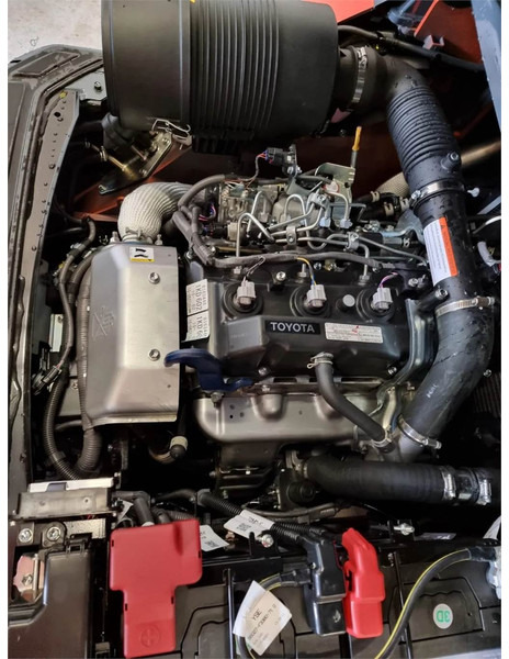 Toyota 8FD70F - Carretilla elevadora diésel: foto 1 Toyota 8FD70F - Carretilla elevadora diésel: foto 1