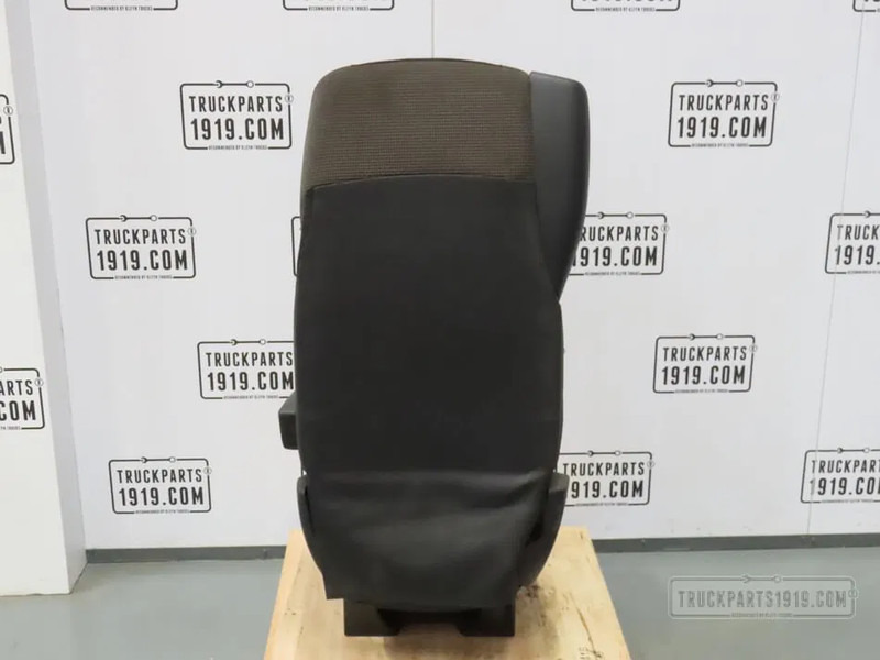 DAF 1844384 Bijrijdersstoel DAF XF 106 - Asiento para Camión: foto 2 DAF 1844384 Bijrijdersstoel DAF XF 106 - Asiento para Camión: foto 2