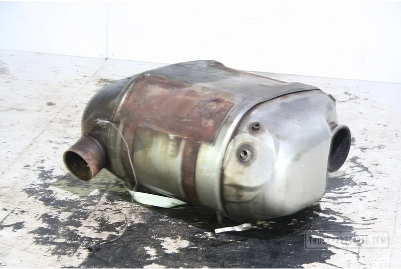 Iveco Stralis Exhaust System Uitlaatdemper katalisator - Silenciador para Camión: foto 2 Iveco Stralis Exhaust System Uitlaatdemper katalisator - Silenciador para Camión: foto 2