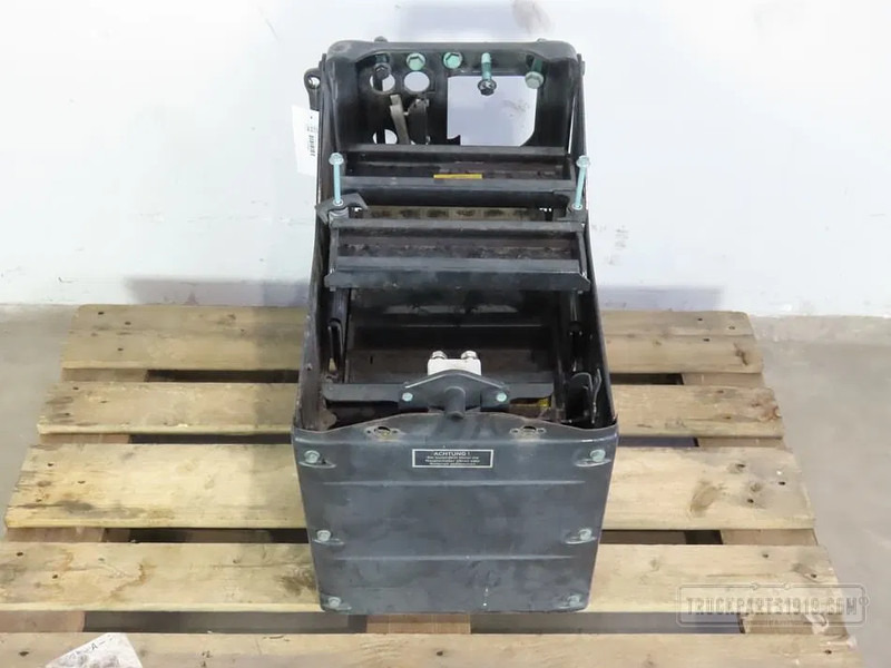 MAN 81418605430 Accubak compleet - Sistema eléctrico para Camión: foto 2 MAN 81418605430 Accubak compleet - Sistema eléctrico para Camión: foto 2