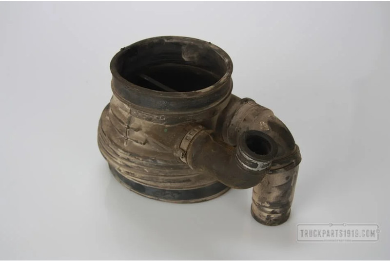 MAN Engines & Parts Aanzuigbuis turbo TGX - Motor y piezas para Camión: foto 1 MAN Engines & Parts Aanzuigbuis turbo TGX - Motor y piezas para Camión: foto 1