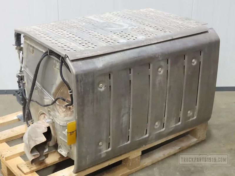 Mercedes-Benz MB Exhaust System Katalysator MP4 - Convertidor catalítico para Camión: foto 1 Mercedes-Benz MB Exhaust System Katalysator MP4 - Convertidor catalítico para Camión: foto 1