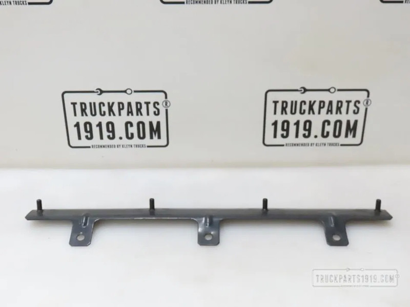 Scania 1399091 Steun spatbord Scania - Carrocería y exterior para Camión: foto 1 Scania 1399091 Steun spatbord Scania - Carrocería y exterior para Camión: foto 1