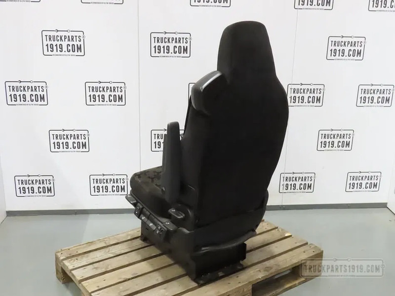 Scania 2601037 Bestuurdersstoel Scania - Asiento para Camión: foto 2 Scania 2601037 Bestuurdersstoel Scania - Asiento para Camión: foto 2
