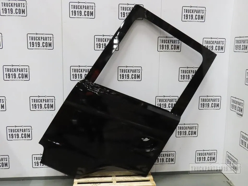 Scania 2653994 Portier Scania Links - Puerta y piezas para Camión: foto 1 Scania 2653994 Portier Scania Links - Puerta y piezas para Camión: foto 1