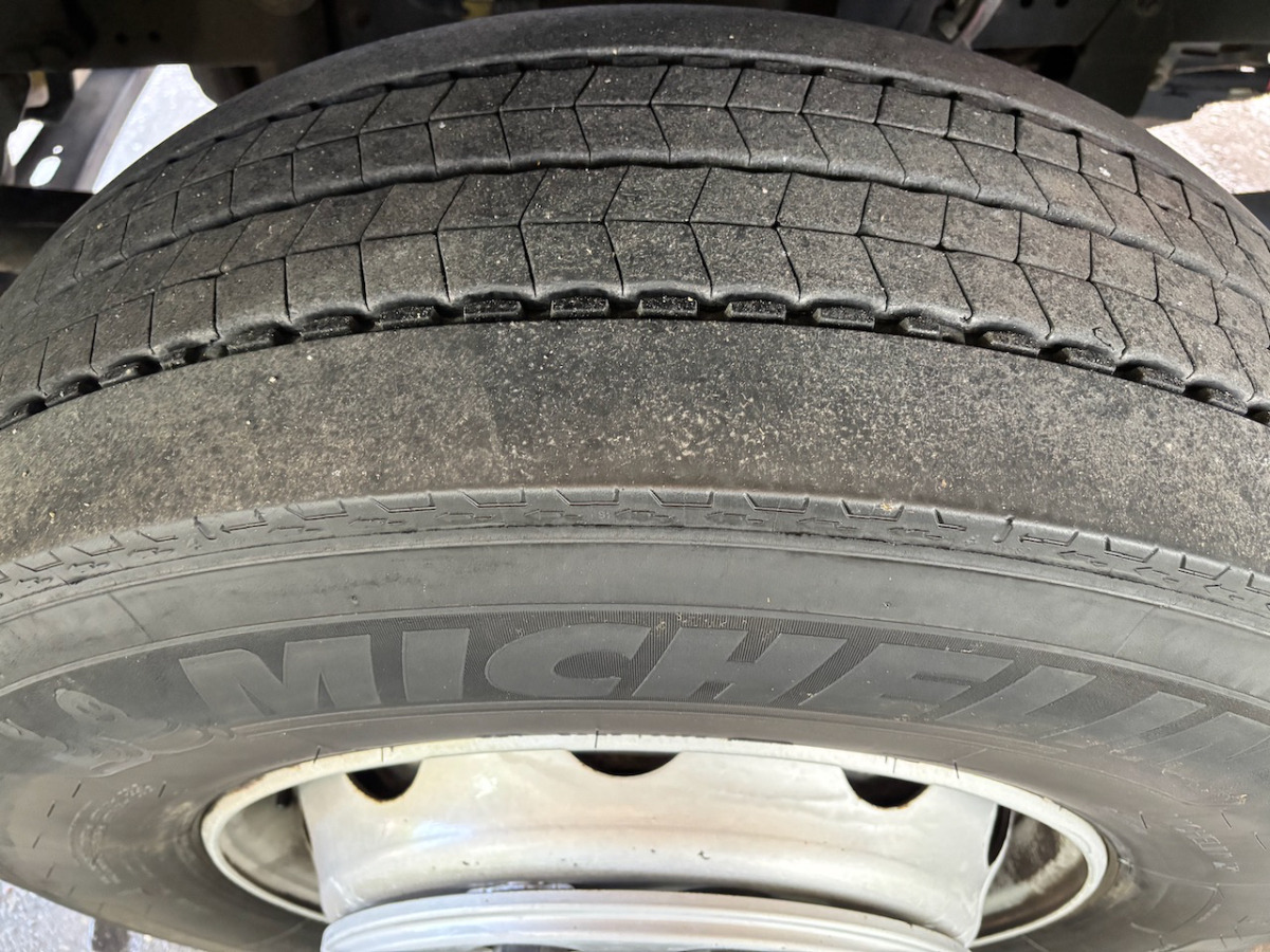 Cabeza tractora DAF XF 460: foto 16