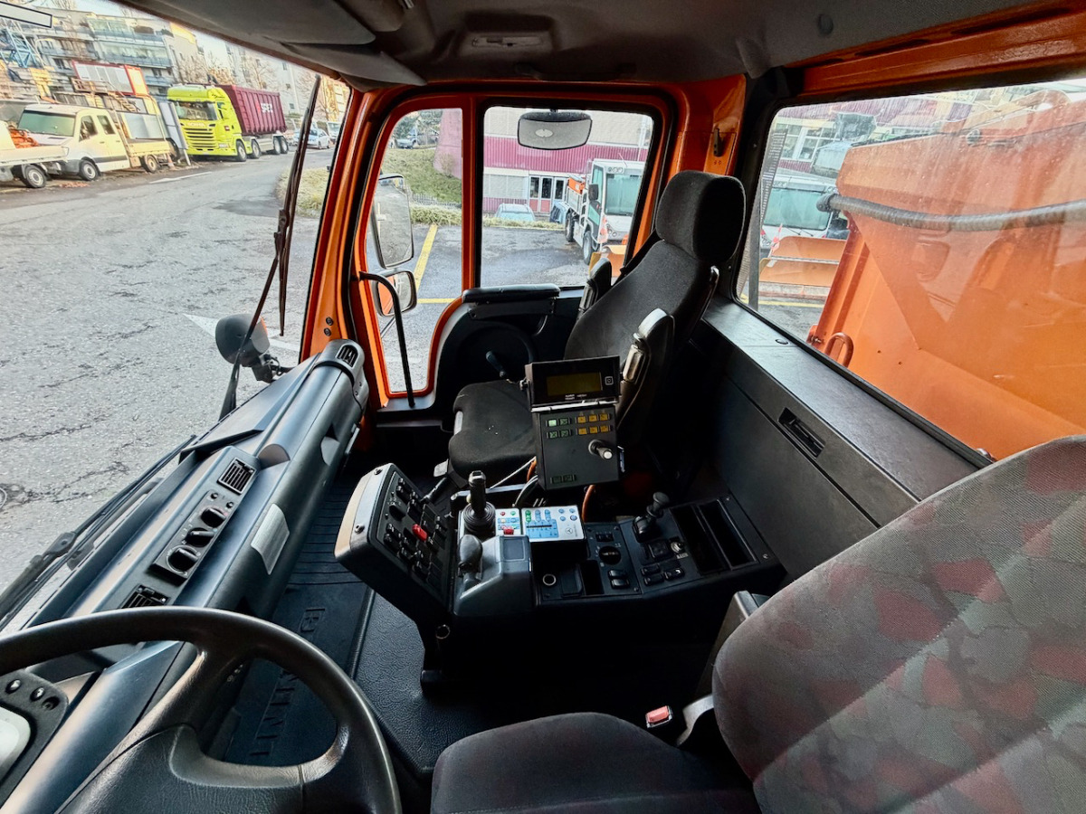 Vehículo municipal UNIMOG U400: foto 8