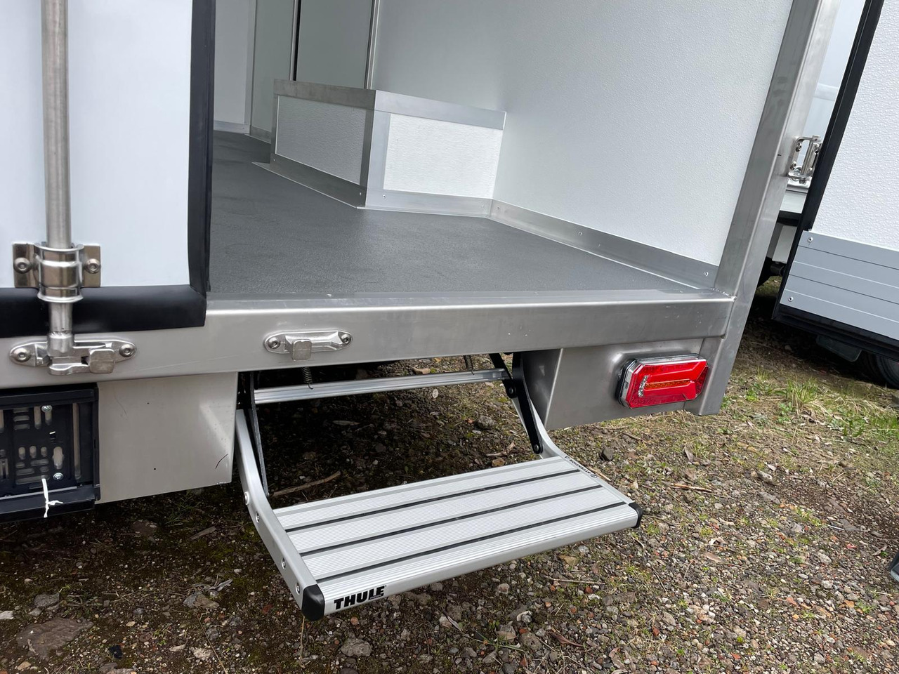 Renault Master Isolierte Koffer Platform - Furgoneta caja cerrada: foto 4 Renault Master Isolierte Koffer Platform - Furgoneta caja cerrada: foto 4