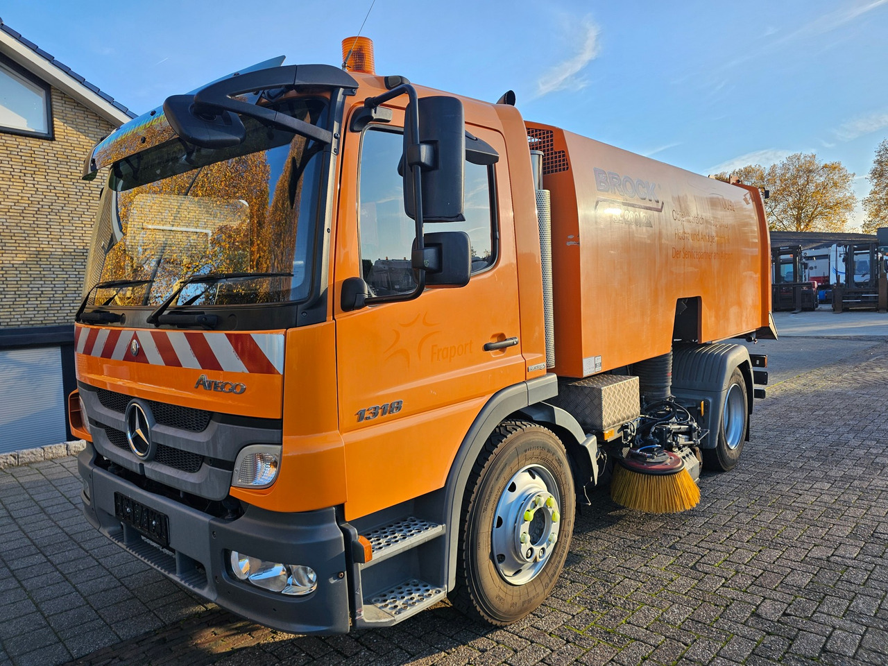 Mercedes Benz Atergo 1518 - Barredora vial: foto 4 Mercedes Benz Atergo 1518 - Barredora vial: foto 4