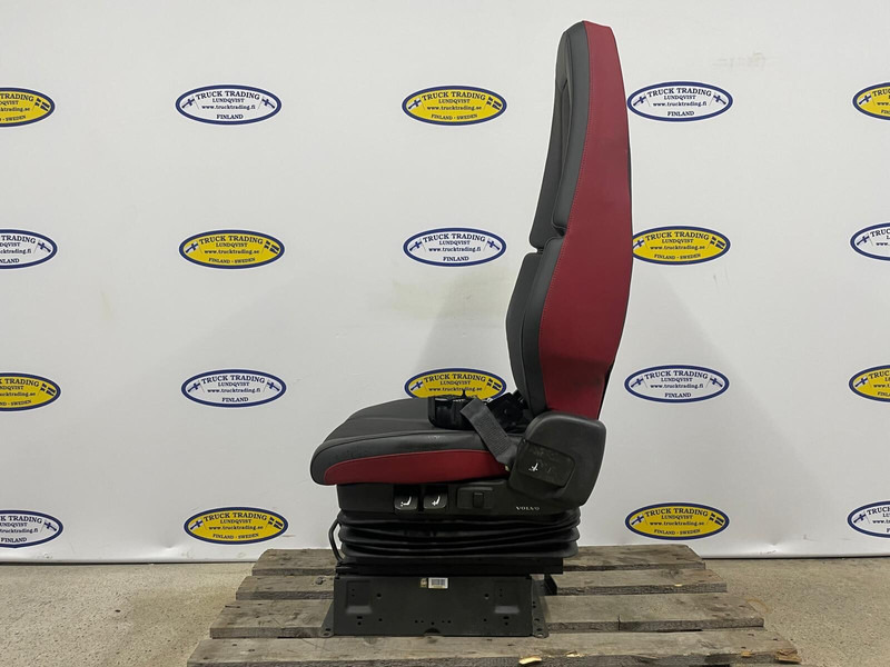 Volvo FH - Asiento: foto 2 Volvo FH - Asiento: foto 2