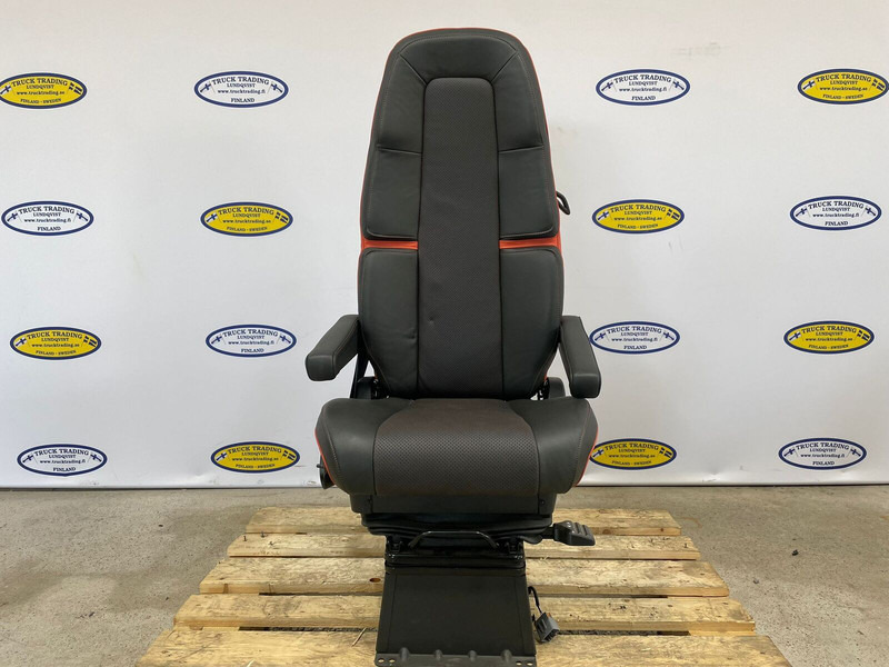 Volvo FH5 - Asiento: foto 2 Volvo FH5 - Asiento: foto 2