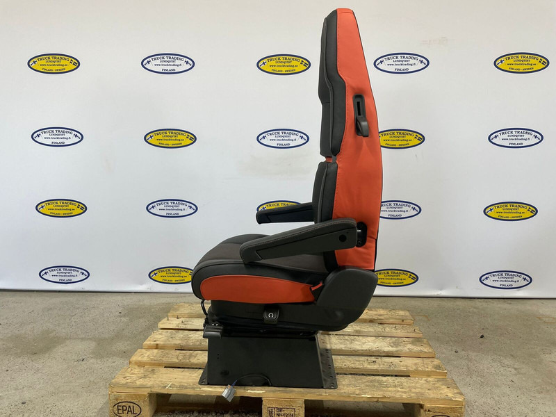 Volvo FH5 - Asiento: foto 4 Volvo FH5 - Asiento: foto 4