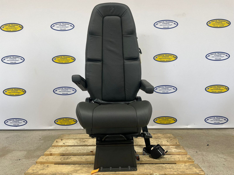 Volvo FH5 - Asiento: foto 2 Volvo FH5 - Asiento: foto 2