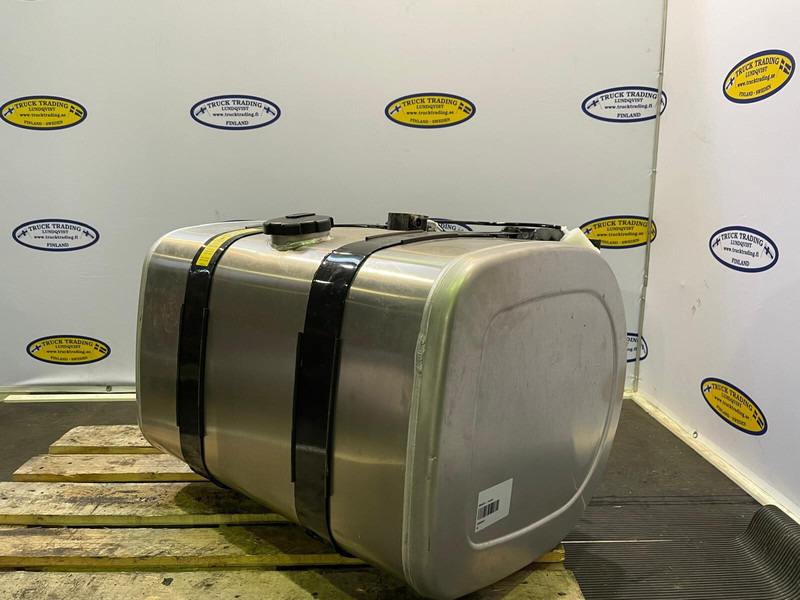 Volvo - Depósito de combustible: foto 2 Volvo - Depósito de combustible: foto 2