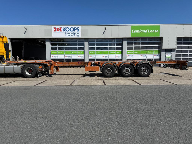 Broshuis MFCC container chassis Multi functioneel 2x 20 1x 30 1x 40 1x 45 saf assen uitschuifbaar tot 14,40 - Semirremolque chasis: foto 1 Broshuis MFCC container chassis Multi functioneel 2x 20 1x 30 1x 40 1x 45 saf assen uitschuifbaar tot 14,40 - Semirremolque chasis: foto 1