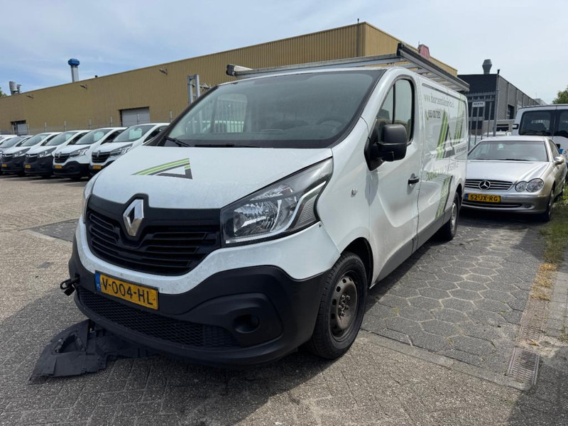 Renault Trafic L2H1 Euro 6 Airco Motor Motor kapot - Furgoneta pequeña: foto 2 Renault Trafic L2H1 Euro 6 Airco Motor Motor kapot - Furgoneta pequeña: foto 2