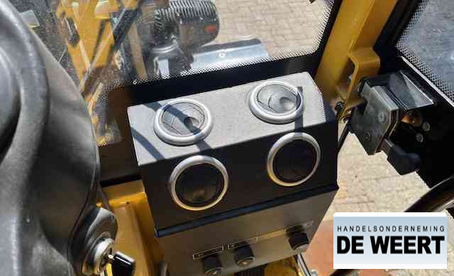 Eurotrac W12F , W 12 F , w12f - Cargadora de ruedas: foto 5 Eurotrac W12F , W 12 F , w12f - Cargadora de ruedas: foto 5