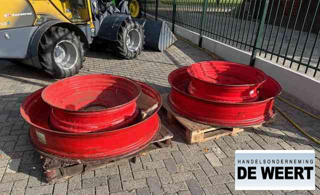 Fendt velgen 50" - Neumáticos y llantas para Maquinaria agrícola: foto 1 Fendt velgen 50" - Neumáticos y llantas para Maquinaria agrícola: foto 1