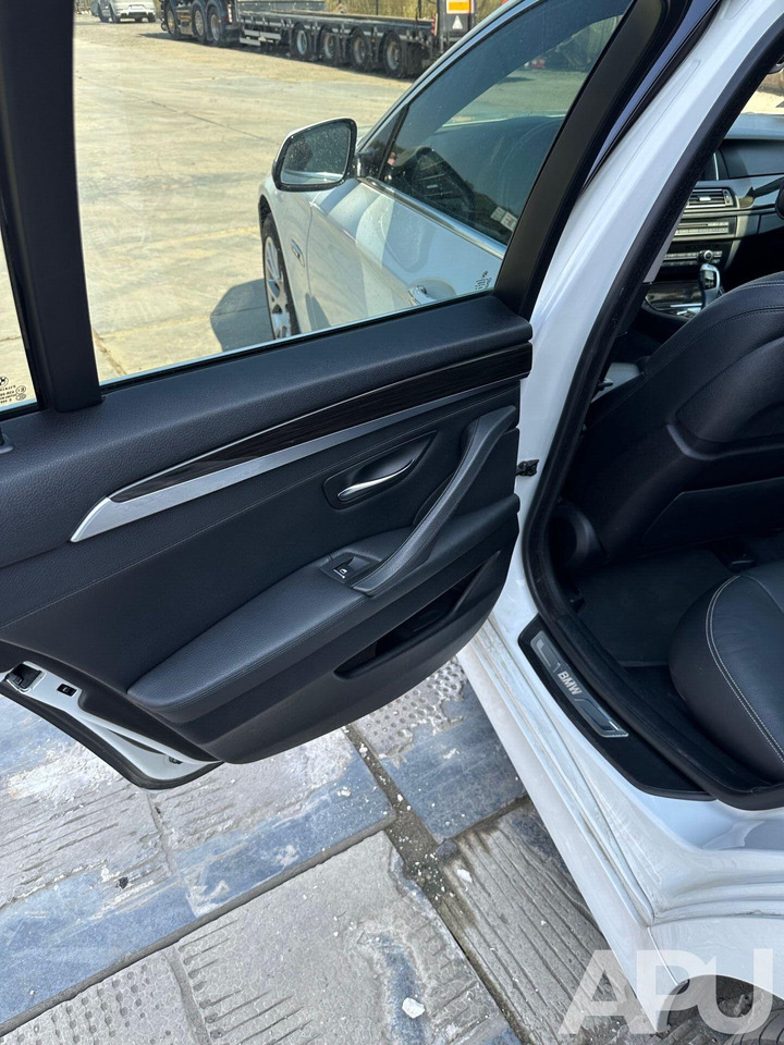 Coche BMW 535D XDRIVE F11: foto 15 Coche BMW 535D XDRIVE F11: foto 15