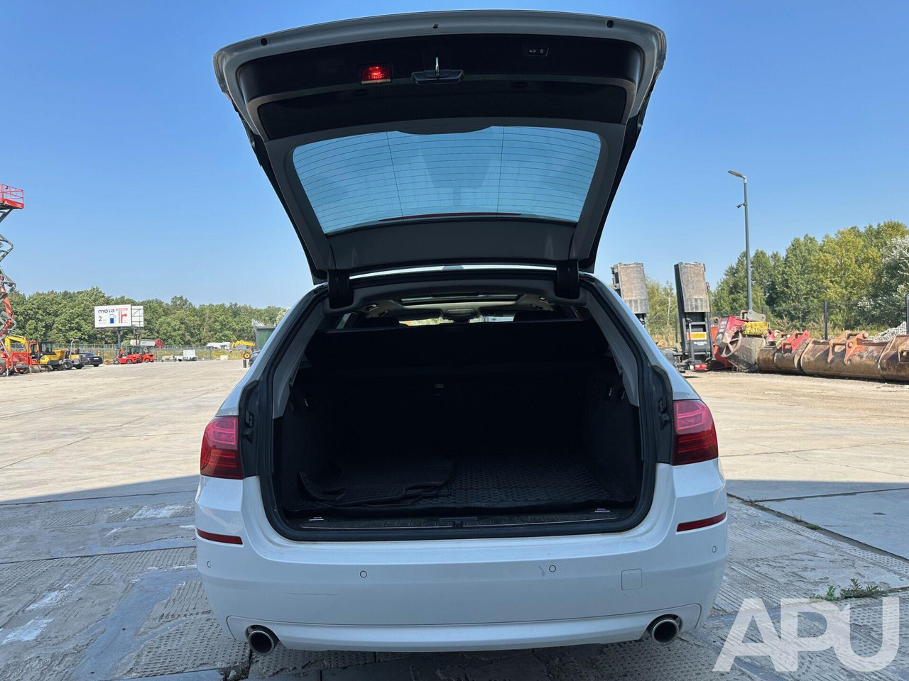 Coche BMW 535D XDRIVE F11: foto 18 Coche BMW 535D XDRIVE F11: foto 18