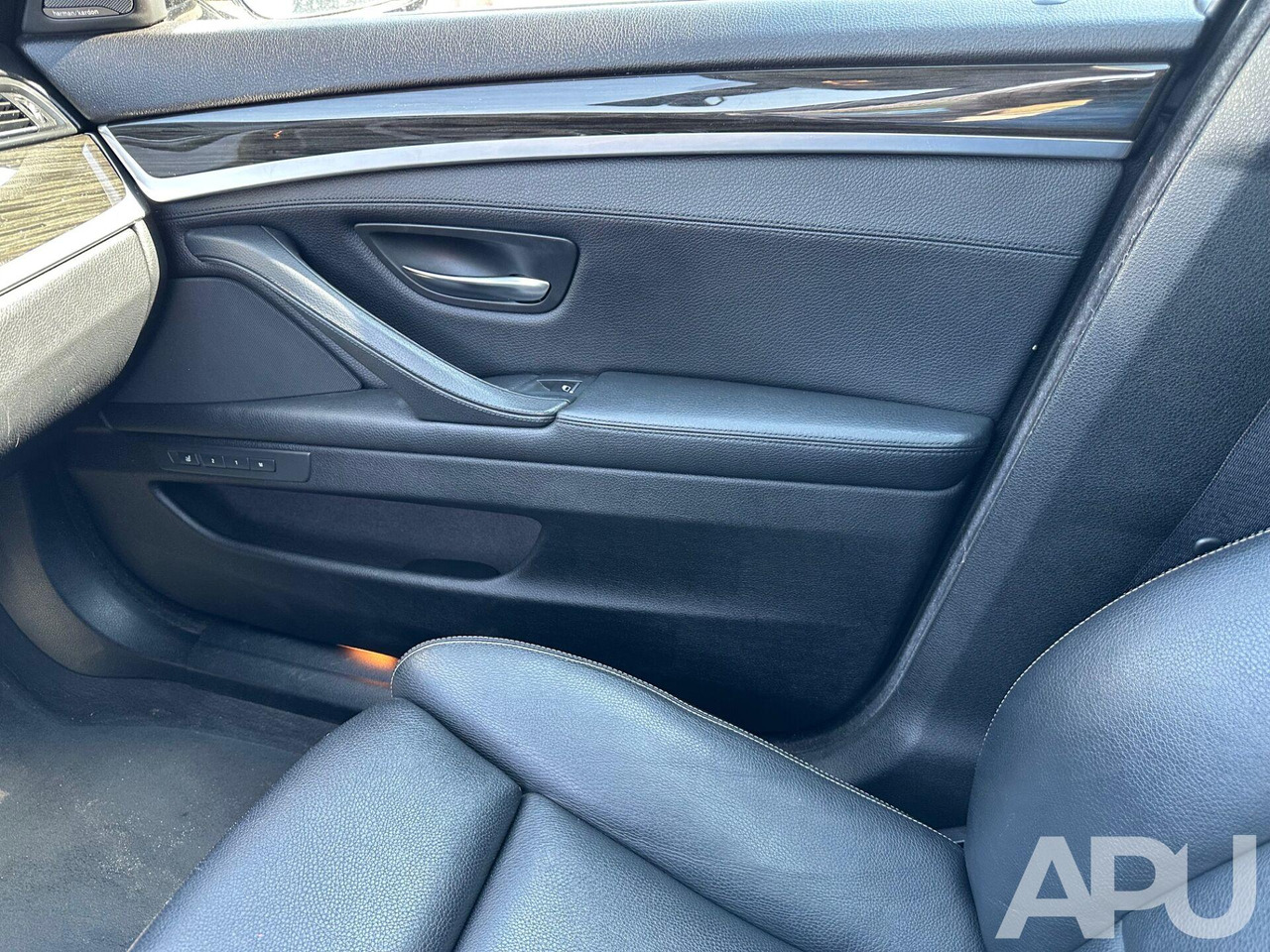 Coche BMW 535D XDRIVE F11: foto 10 Coche BMW 535D XDRIVE F11: foto 10