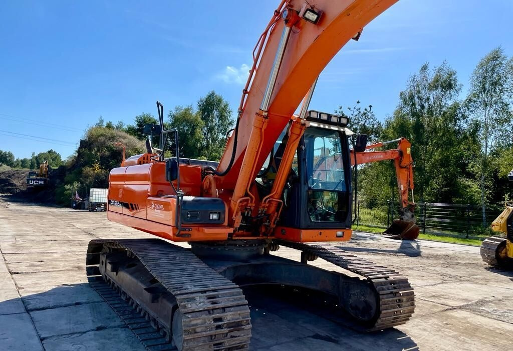 Doosan DX255LC-3 - Excavadora de cadenas: foto 3 Doosan DX255LC-3 - Excavadora de cadenas: foto 3