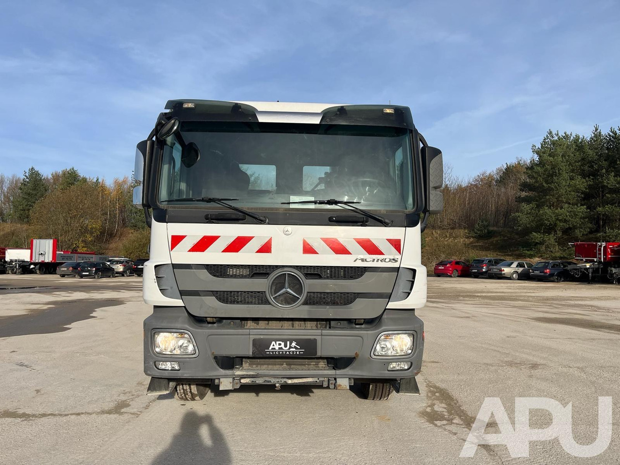 Mercedes-Benz Actros 1832 - Camión volquete: foto 2 Mercedes-Benz Actros 1832 - Camión volquete: foto 2