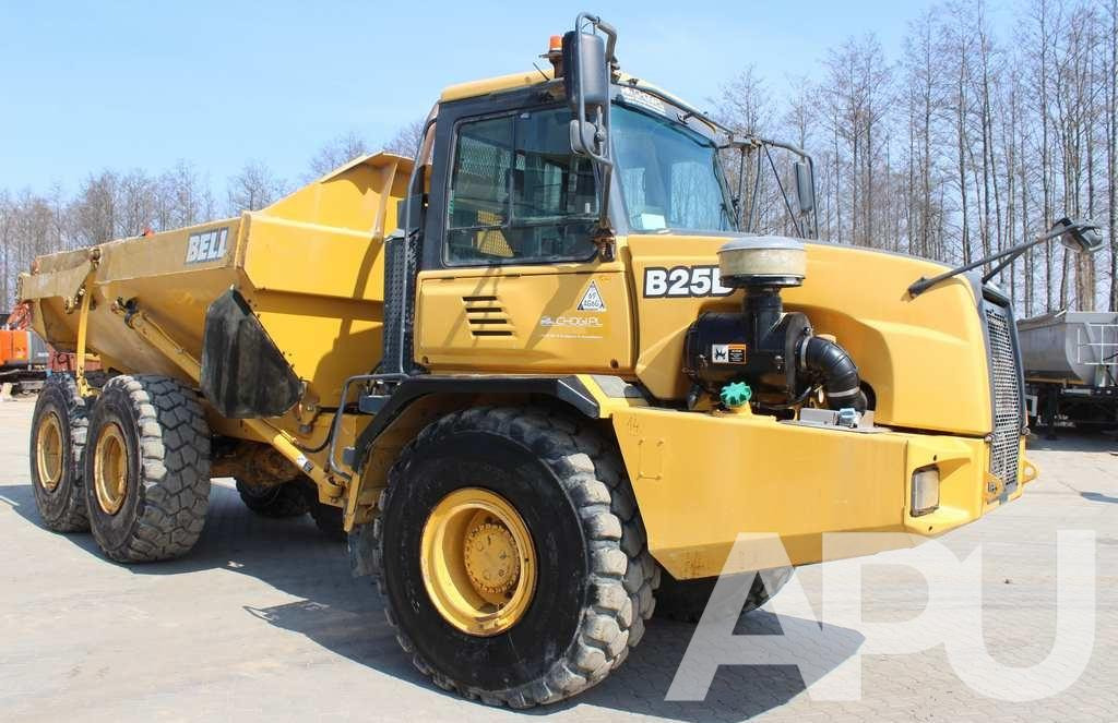 WOZIDŁO Bell ADT B25D 6×6 - Dúmper articulado: foto 5 WOZIDŁO Bell ADT B25D 6×6 - Dúmper articulado: foto 5