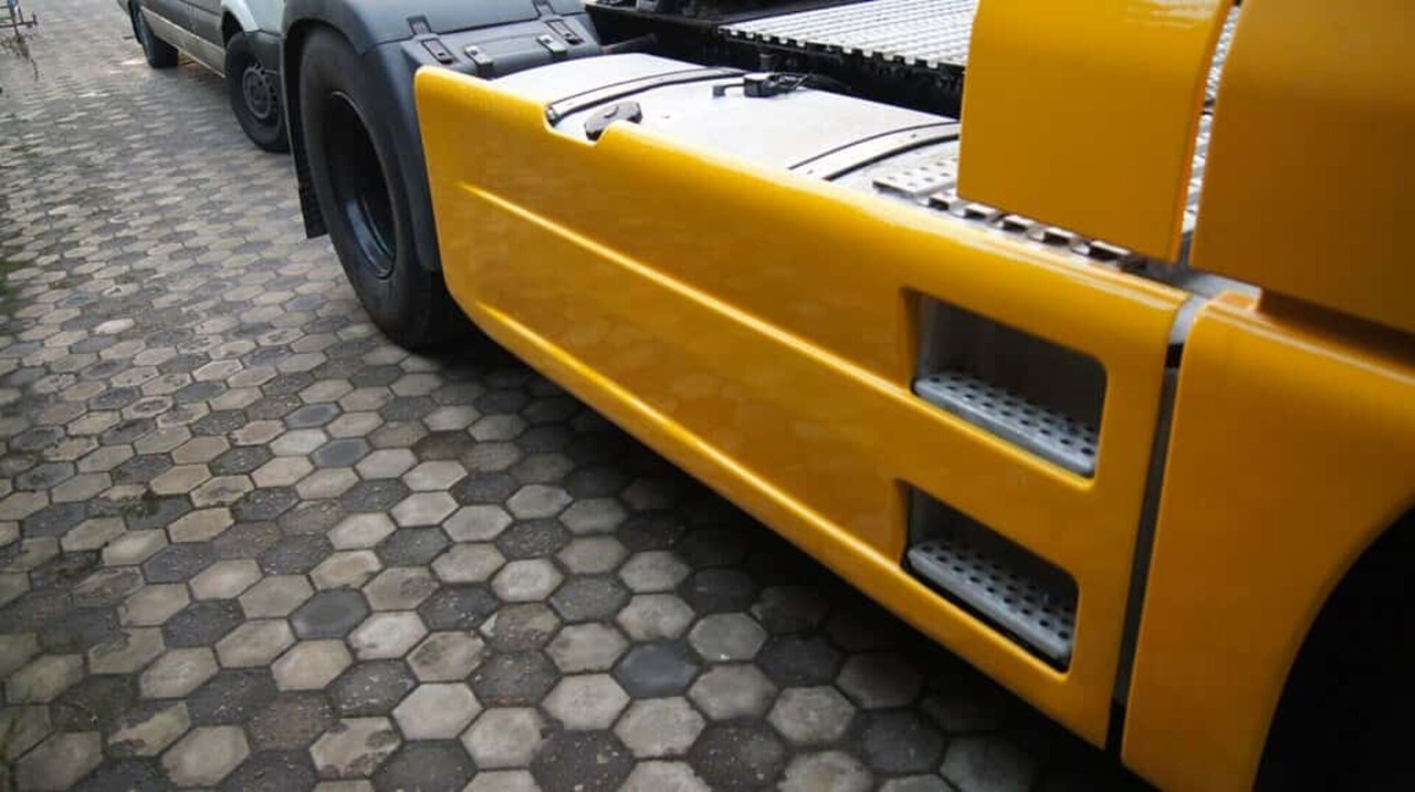 000060 Man tga tgx euro 5 zijskirt chassisskirts SET - Bastidor/ Chasis para Camión: foto 1 000060 Man tga tgx euro 5 zijskirt chassisskirts SET - Bastidor/ Chasis para Camión: foto 1