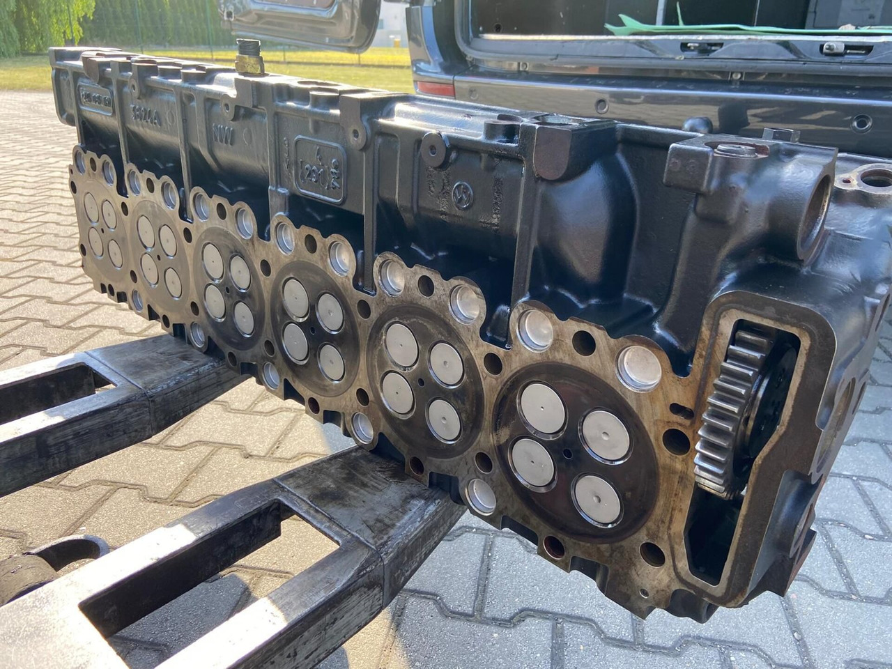 MAN CYLINDER HEAD D2676LF E 5-6 RECONDITIONED 51031006162REC - Cabezal de bloque para Camión: foto 3 MAN CYLINDER HEAD D2676LF E 5-6 RECONDITIONED 51031006162REC - Cabezal de bloque para Camión: foto 3