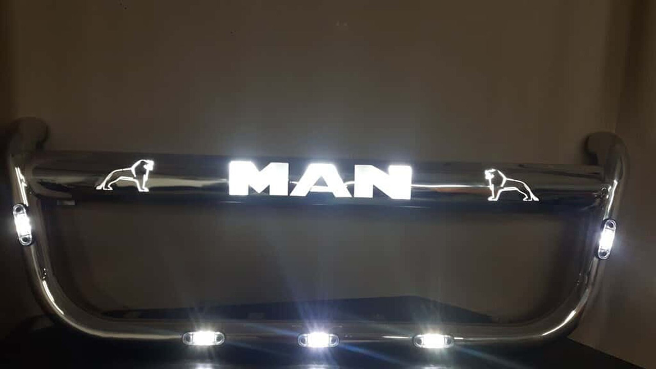 Nieuwe RVS frontbeugel voor MAN met logo en verlichting - Bastidor/ Chasis para Camión: foto 1 Nieuwe RVS frontbeugel voor MAN met logo en verlichting - Bastidor/ Chasis para Camión: foto 1