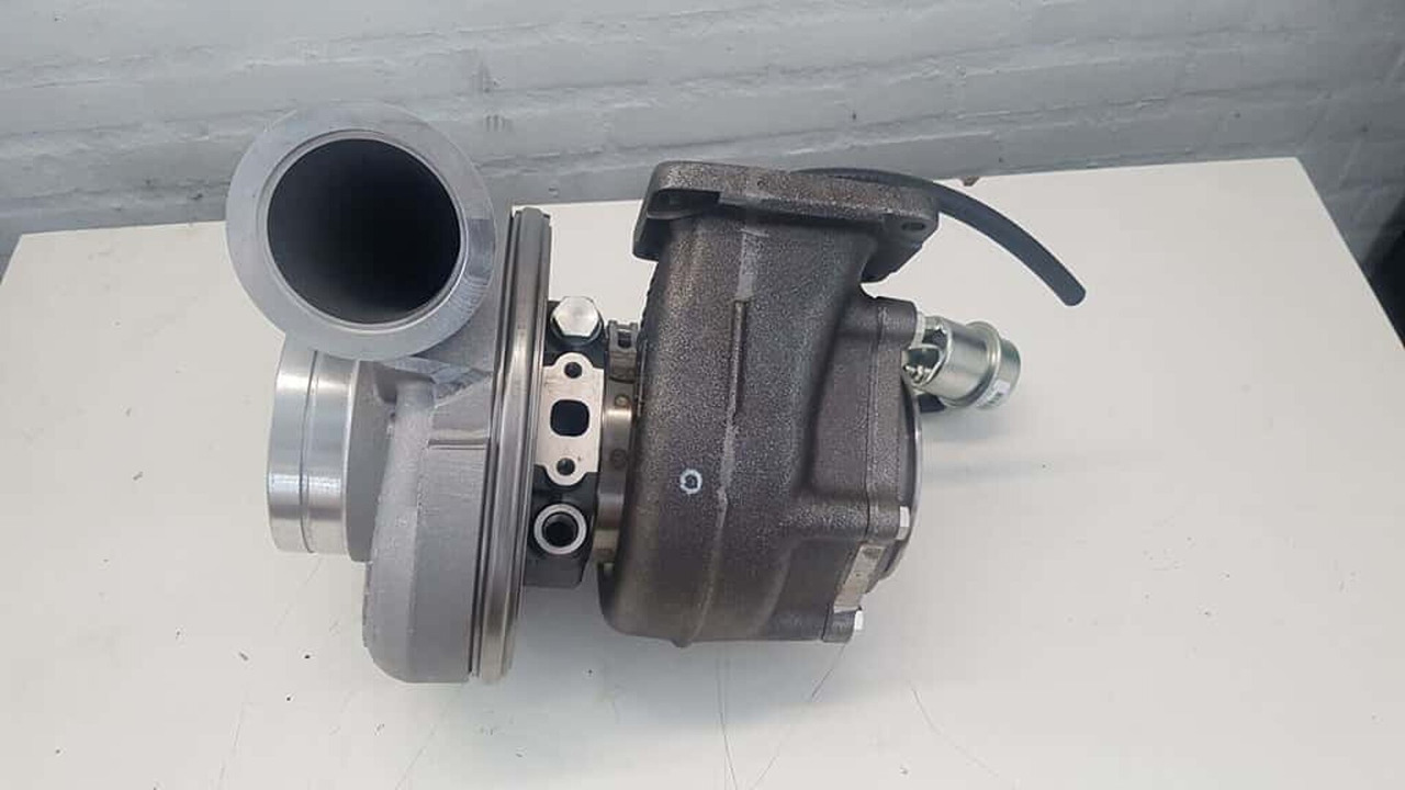 VOLVO D13K FH/FM 2013- E6 TURBOCOMPRESSOR V 21989961 - Turbocompresor para Camión: foto 2 VOLVO D13K FH/FM 2013- E6 TURBOCOMPRESSOR V 21989961 - Turbocompresor para Camión: foto 2
