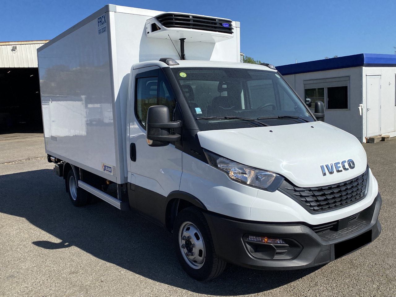 IVECO Daily frigorifique Hayon - Furgoneta frigorifica: foto 1 IVECO Daily frigorifique Hayon - Furgoneta frigorifica: foto 1