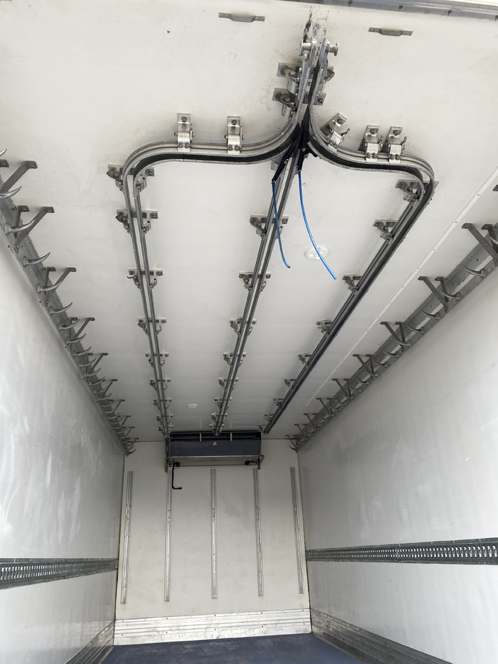 RENAULT D16 - Camión frigorífico: foto 5 RENAULT D16 - Camión frigorífico: foto 5