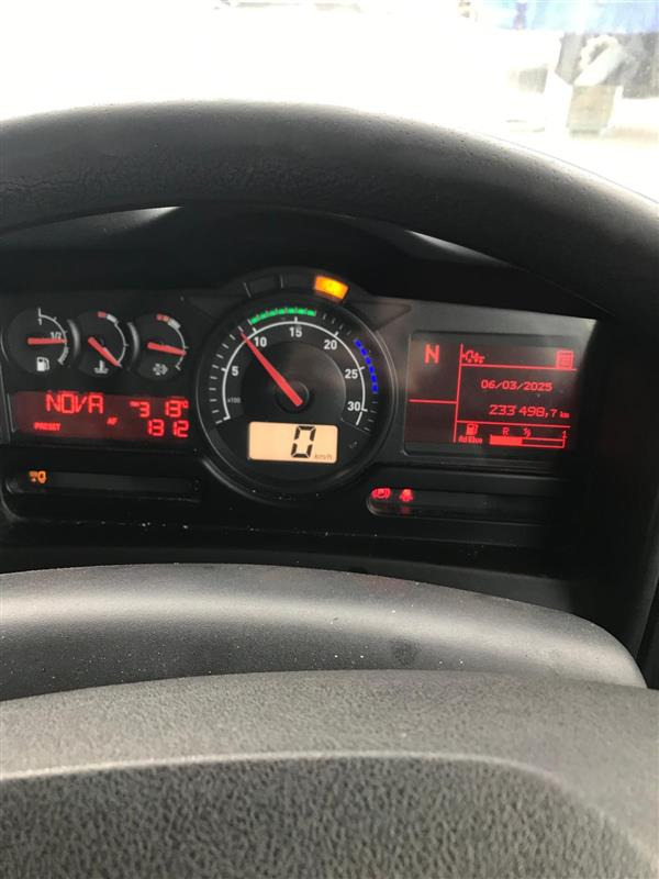 Fitzgeralds RENAULT 2017 D 18 High 4×2 250 Curtainsider - Camión lona: foto 5 Fitzgeralds RENAULT 2017 D 18 High 4×2 250 Curtainsider - Camión lona: foto 5