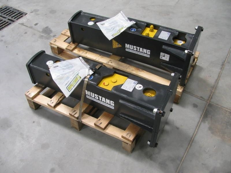 Mustang HM250 teža 255kg in 266kg NOVO - Martillo hidráulico para Maquinaria de construcción: foto 1 Mustang HM250 teža 255kg in 266kg NOVO - Martillo hidráulico para Maquinaria de construcción: foto 1