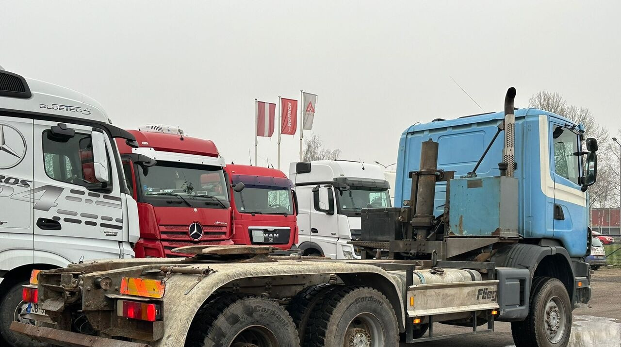 Scania 124C 6x6 steel - Cabeza tractora: foto 4 Scania 124C 6x6 steel - Cabeza tractora: foto 4