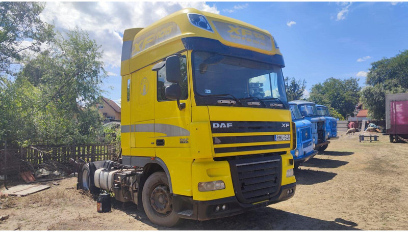 DAF XF 105.410 Tractor Lowdeck - MEGA - Cabeza tractora: foto 1 DAF XF 105.410 Tractor Lowdeck - MEGA - Cabeza tractora: foto 1